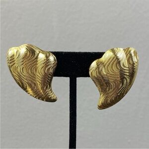 Vintage Avon 1987 Breathless Earrings Goldtone Textured 1.5" Long Statement